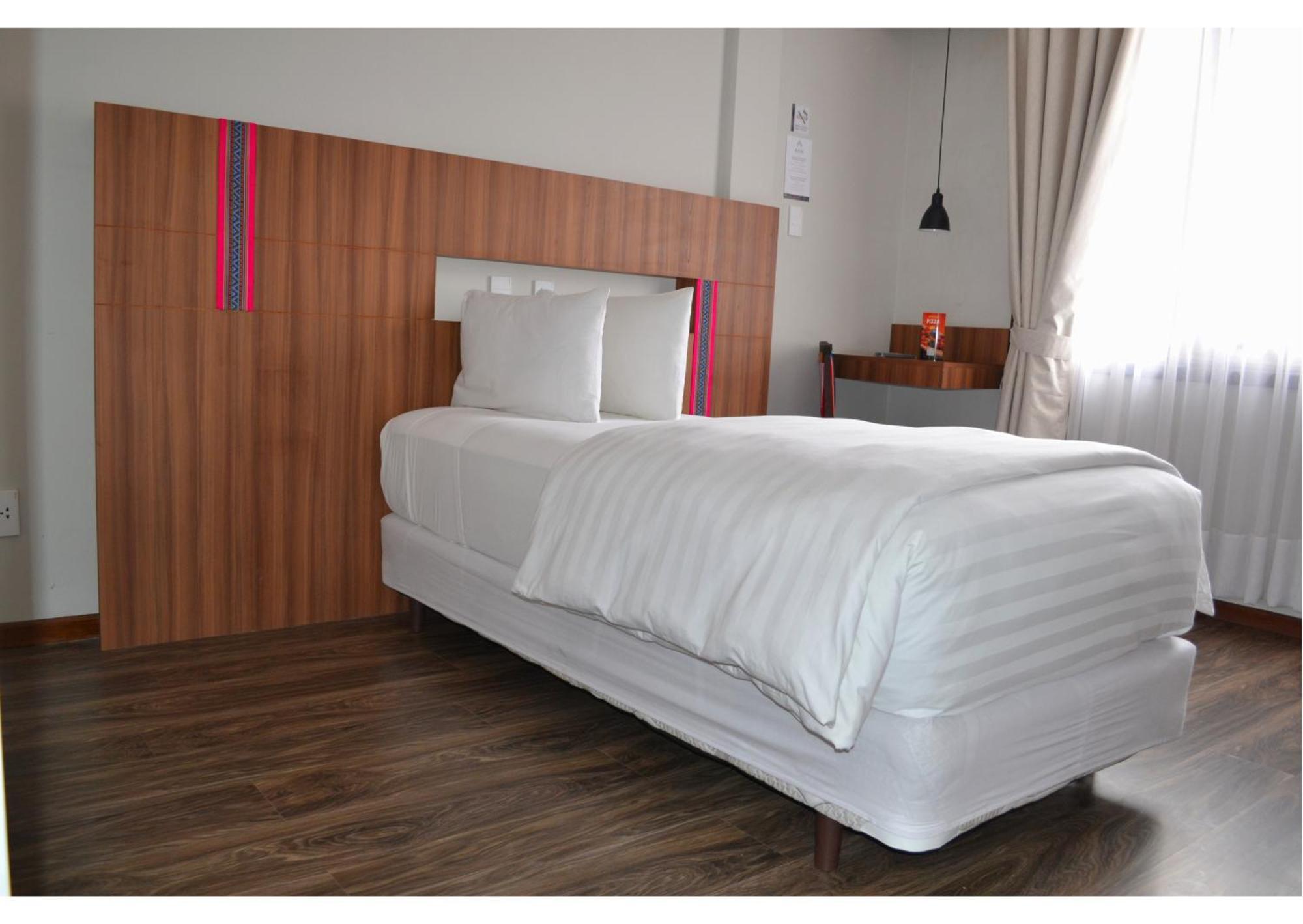 Altus Express Hotel La Paz Exterior photo